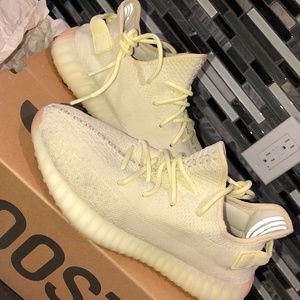 Yeezy Boost 350 V2